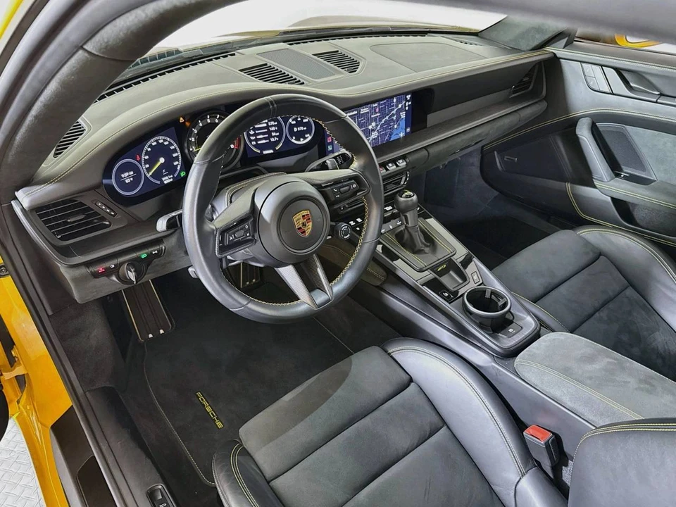 2023 Porsche 992 GT3 - Image 4 of 5