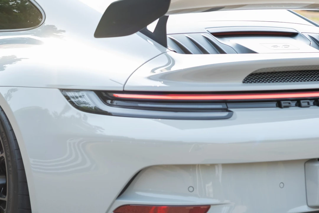 2023 Porsche 992 GT3 - Image 17 of 31