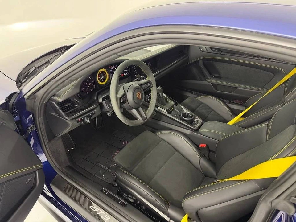 2023 Porsche 992 GT3 - Image 2 of 4