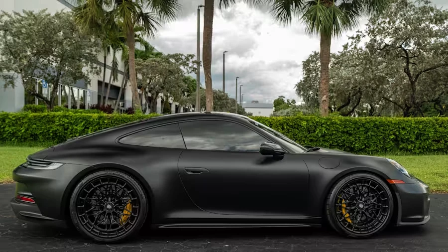 2023 Porsche 992 GT3 - Image 2 of 31