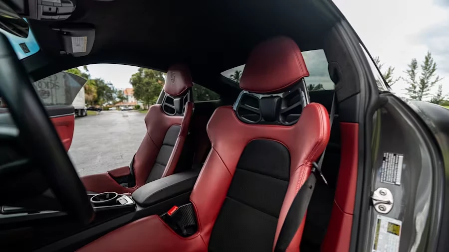 2023 Porsche 992 GT3 - Image 17 of 31
