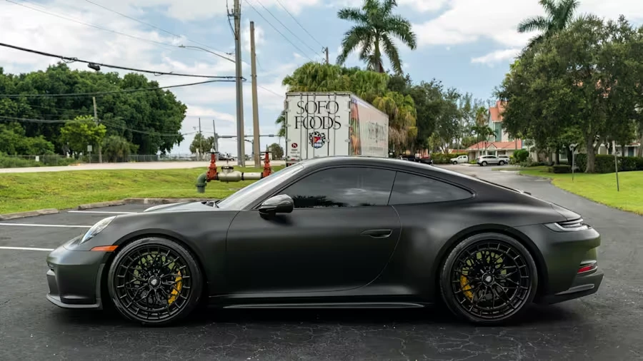 2023 Porsche 992 GT3 - Image 9 of 31