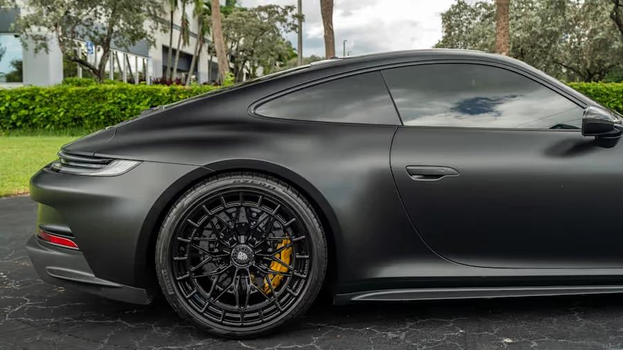 2023 Porsche 992 GT3 - Image 12 of 31