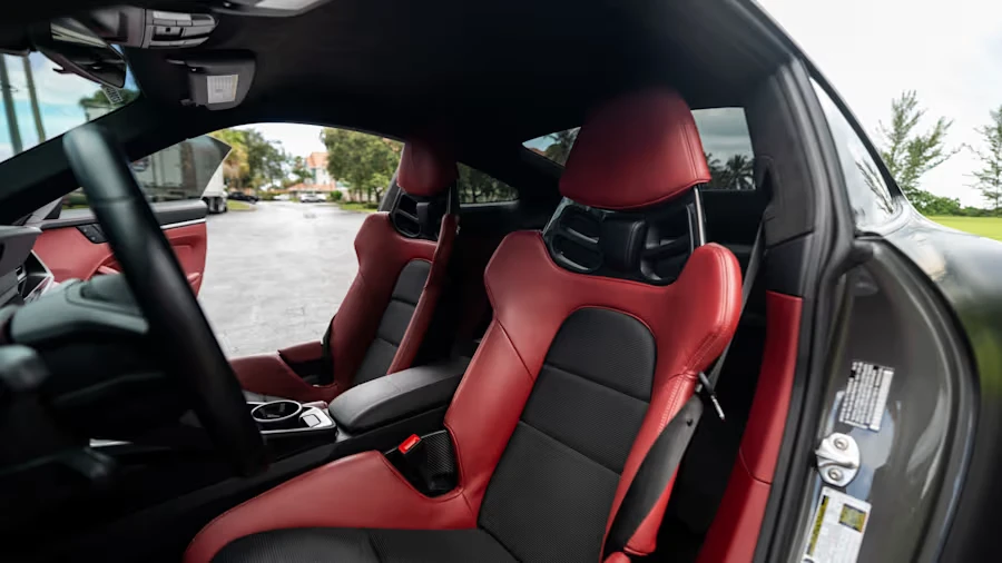2023 Porsche 992 GT3 - Image 16 of 31