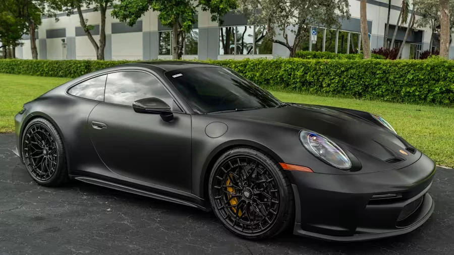 2023 Porsche 992 GT3 - Image 6 of 31