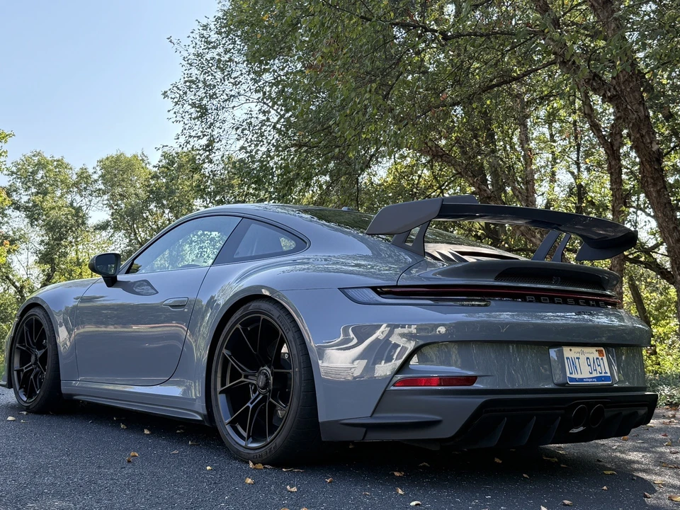 2023 Porsche 992 GT3 - Image 11 of 30