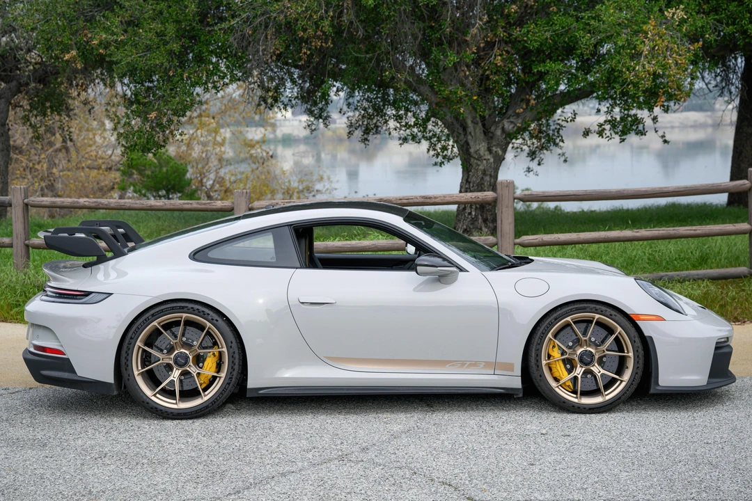 2023 Porsche 992 GT3 - Image 3 of 31