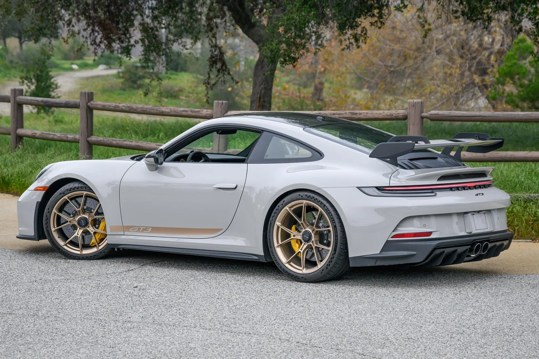 2023 Porsche 992 GT3 - Image 10 of 31