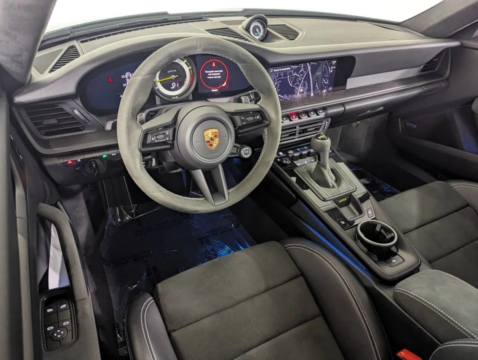 2023 Porsche 992 GT3 - Image 4 of 5