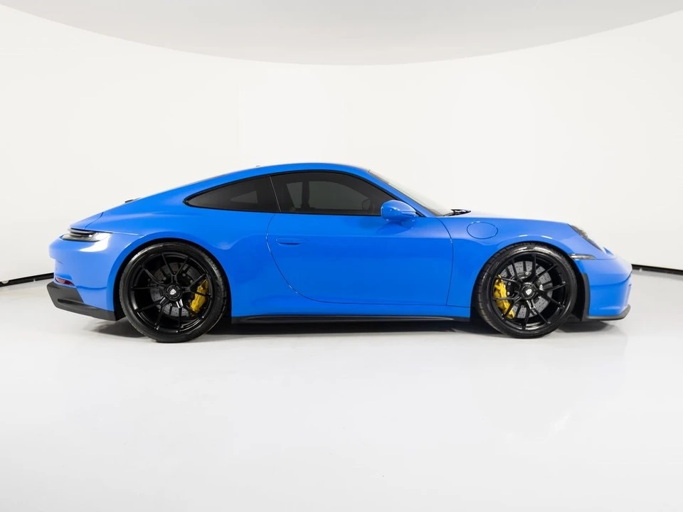 2023 Porsche 992 GT3 - Image 11 of 21