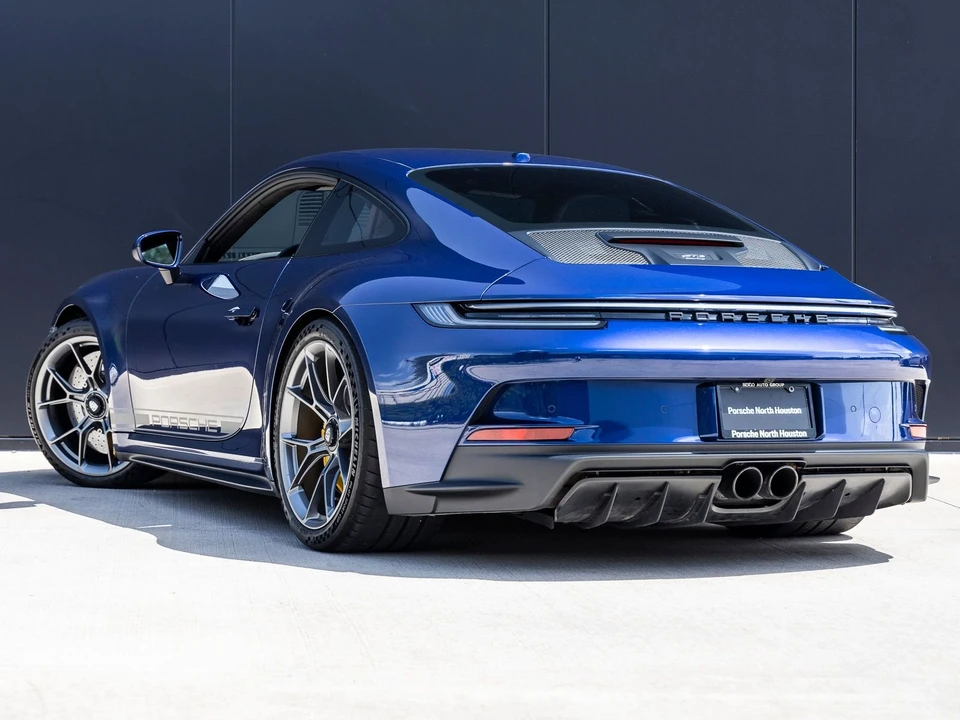 2023 Porsche 992 GT3 - Image 4 of 9