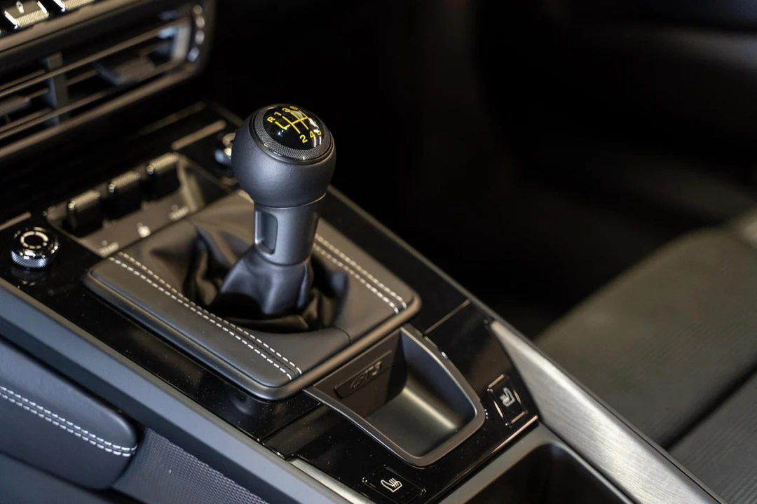 2023 Porsche 992 GT3 - Image 6 of 21