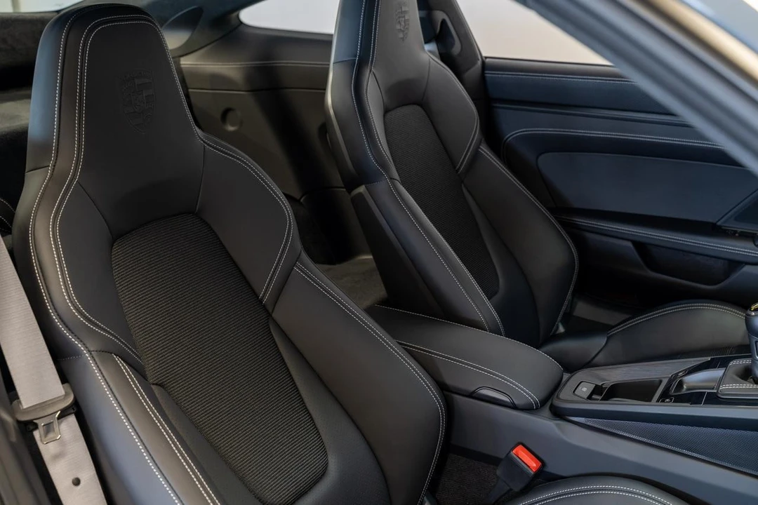 2023 Porsche 992 GT3 - Image 8 of 21