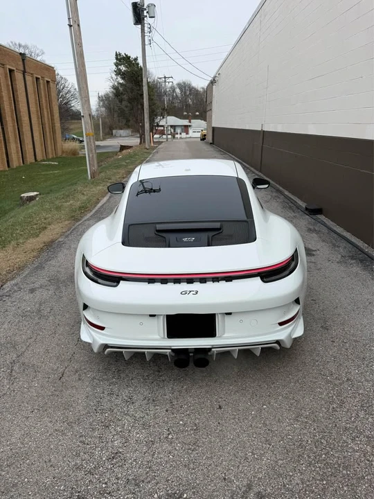 2023 Porsche 992 GT3 - Image 4 of 20