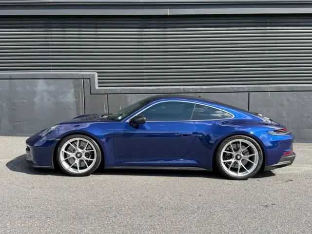 2023 Porsche 992 GT3 Touring - Image 14 of 31