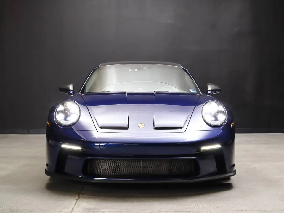2023 Porsche 992 GT3 Touring - Image 5 of 5