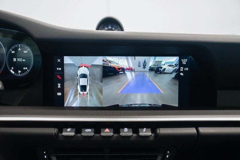 2023 Porsche 992 Carrera - Image 11 of 20