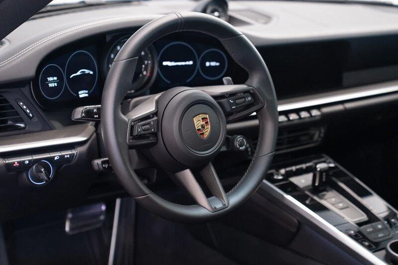 2023 Porsche 992 Carrera - Image 17 of 20