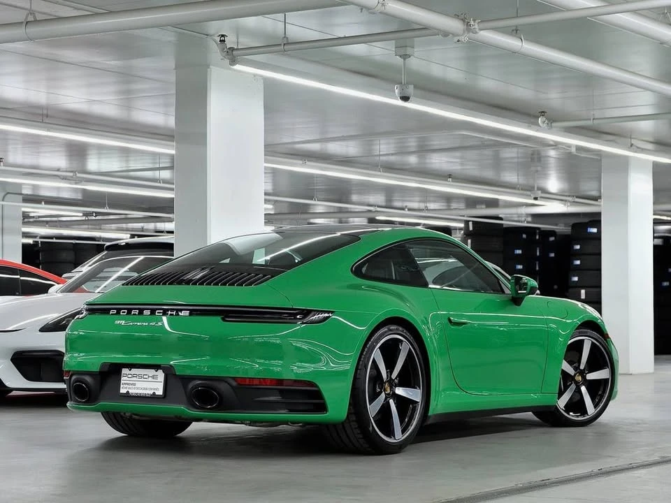 2023 Porsche 992 Carrera - Image 3 of 4