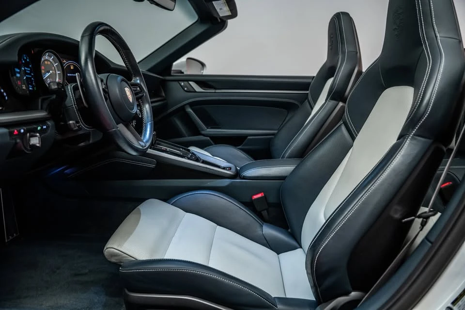 2023 Porsche 992 Carrera T - Image 10 of 10