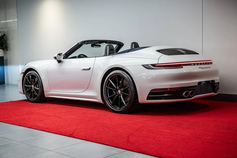 2023 Porsche 992 Carrera T - Image 6 of 10