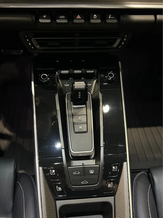 2023 Porsche 992 Carrera - Image 6 of 8