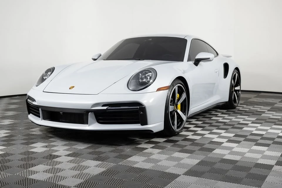 2023 Porsche 992 Carrera - Image 2 of 20