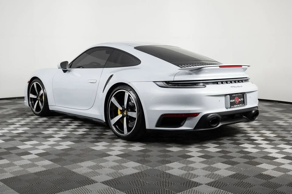 2023 Porsche 992 Carrera - Image 4 of 20