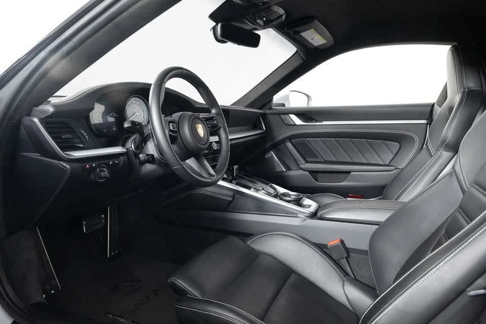 2023 Porsche 992 Carrera - Image 13 of 20