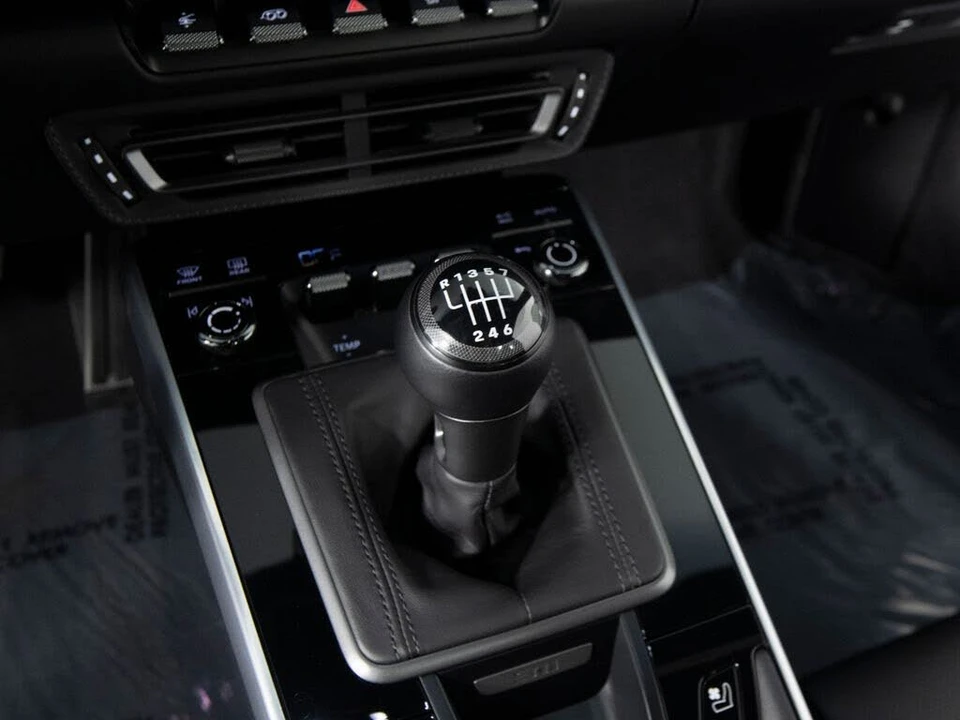 2023 Porsche 992 Sport Classic - Image 26 of 28