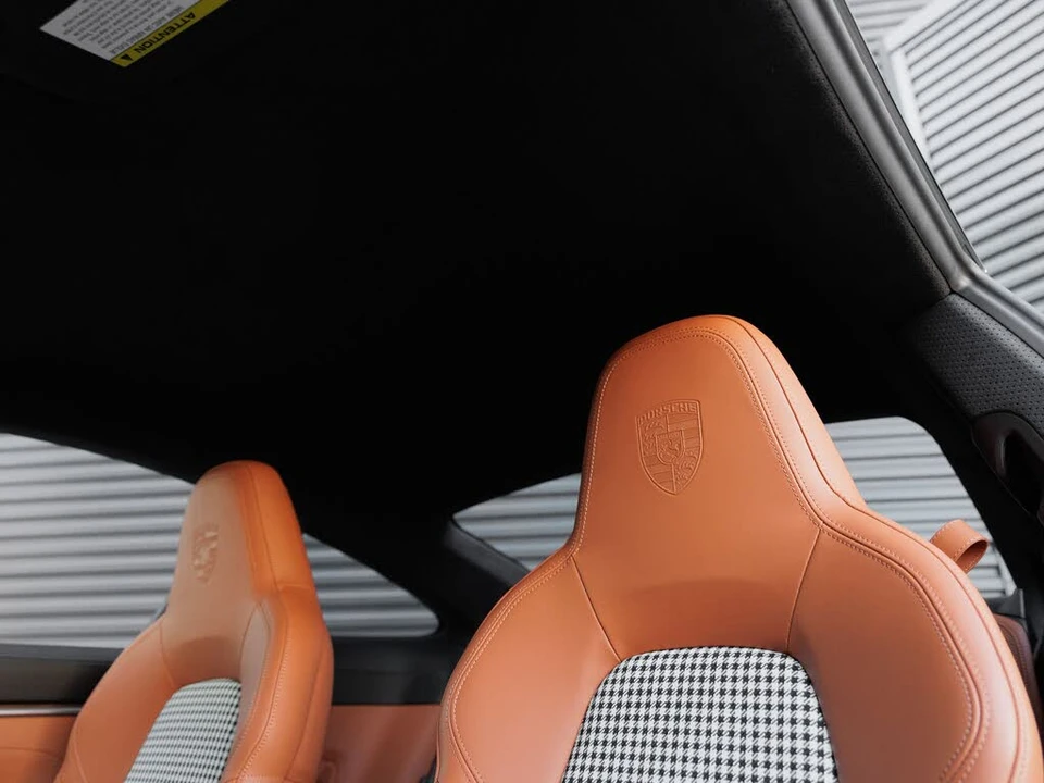 2023 Porsche 992 Sport Classic - Image 17 of 31