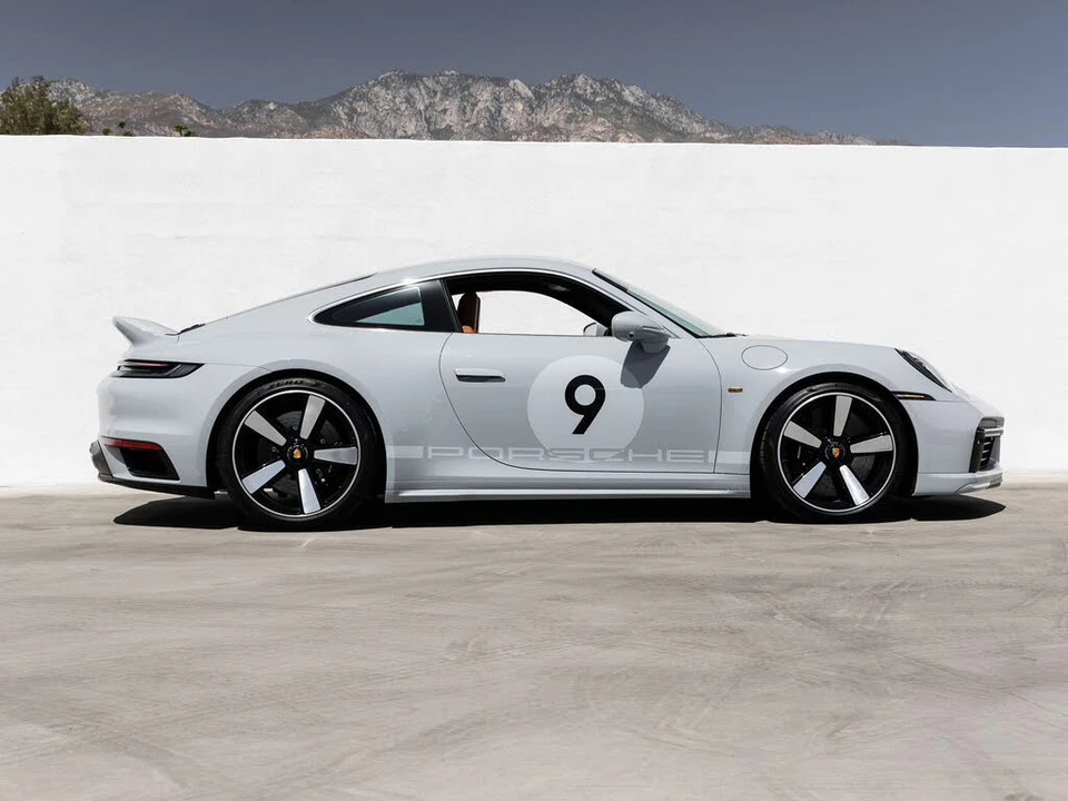 2023 Porsche 992 Sport Classic - Image 8 of 31