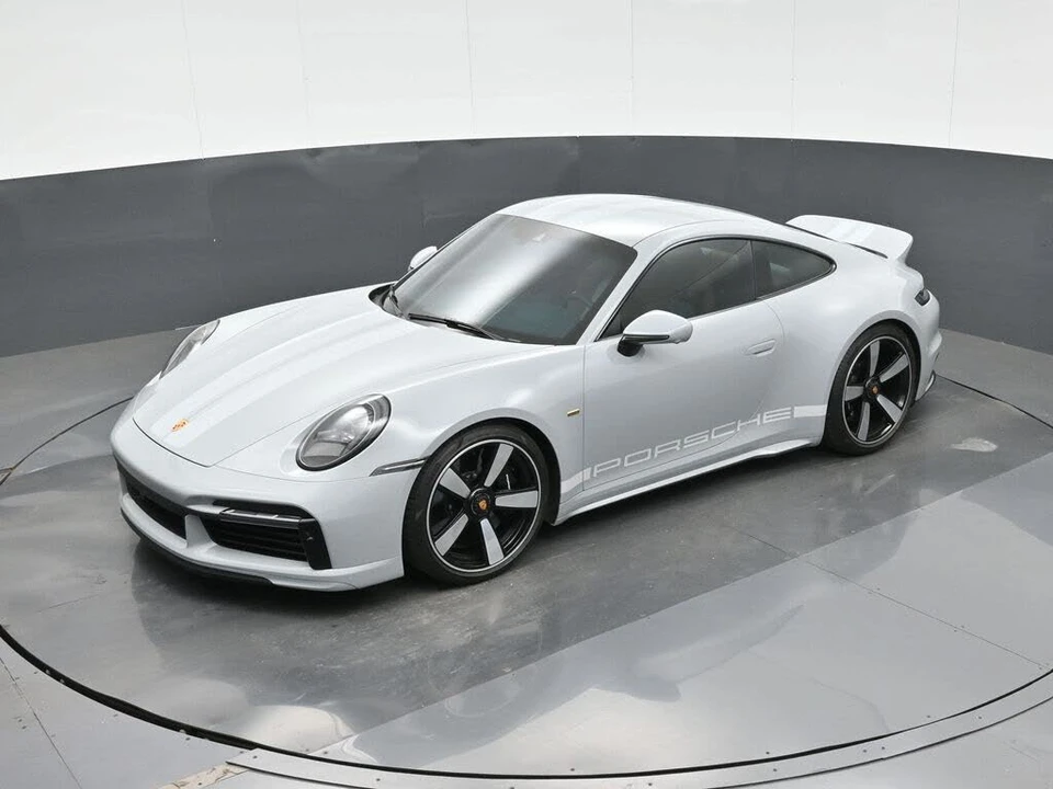 2023 Porsche 992 Sport Classic - Image 26 of 31