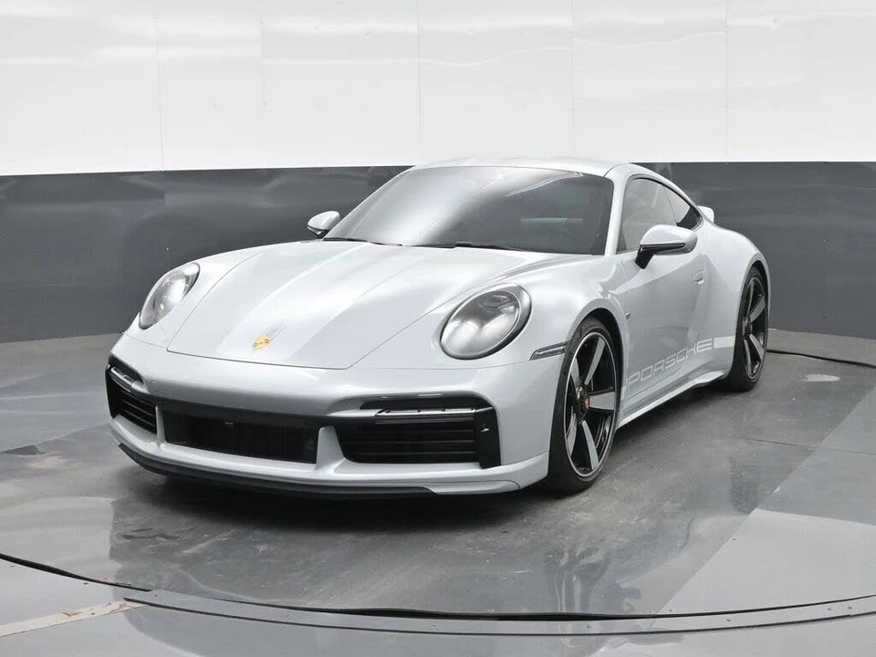 2023 Porsche 992 Sport Classic - Image 12 of 31