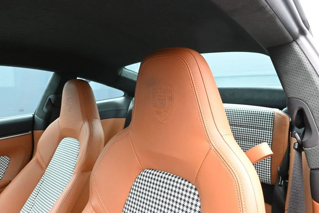 2023 Porsche 992 Sport Classic - Image 17 of 31
