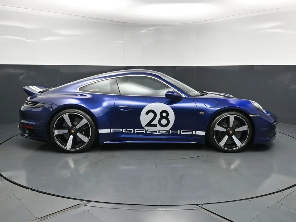 2023 Porsche 992 Sport Classic - Image 11 of 31