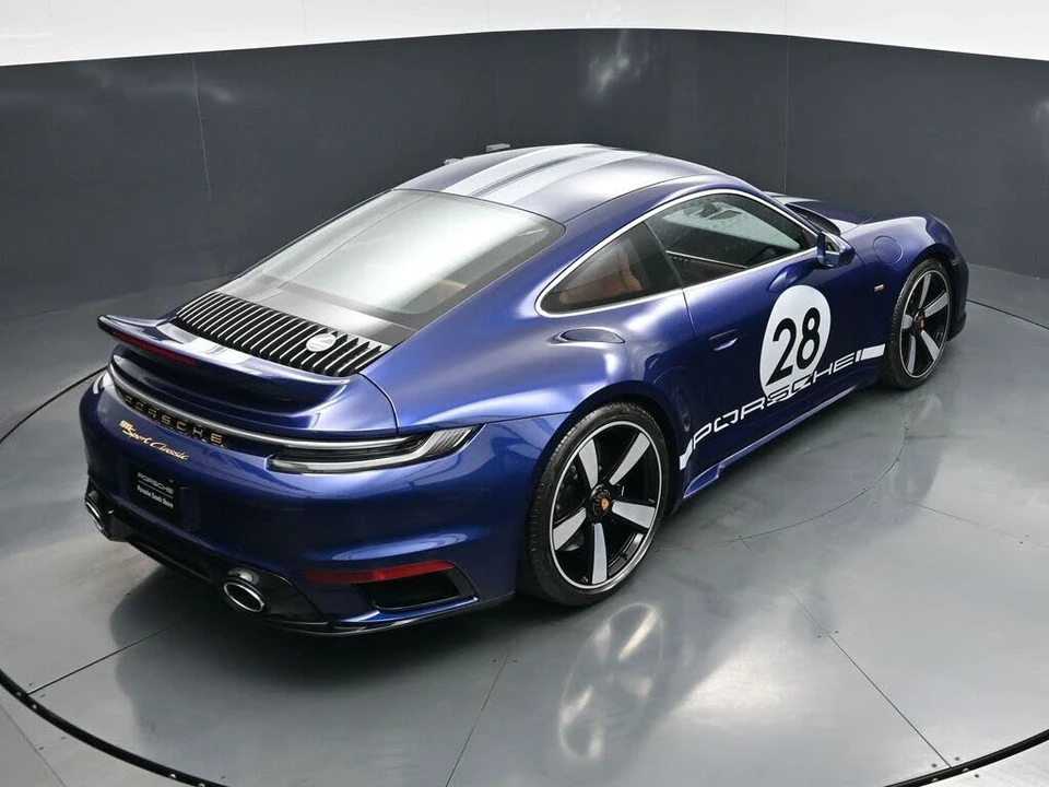 2023 Porsche 992 Sport Classic - Image 18 of 31
