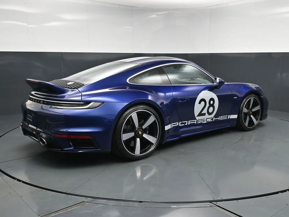 2023 Porsche 992 Sport Classic - Image 10 of 31