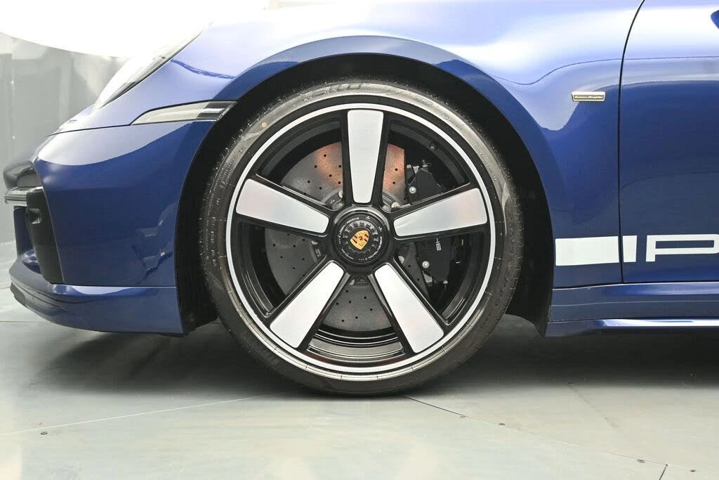 2023 Porsche 992 Sport Classic - Image 8 of 31