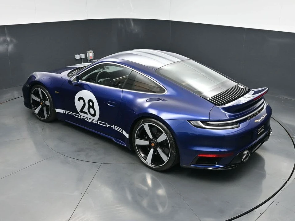2023 Porsche 992 Sport Classic - Image 16 of 31