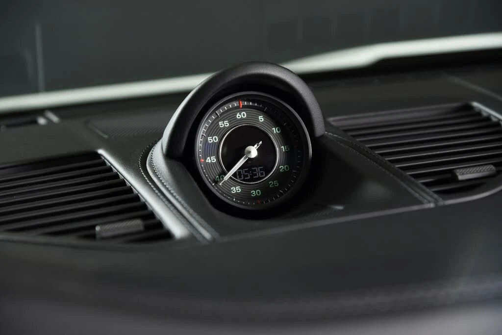 2023 Porsche 992 Sport Classic - Image 9 of 31