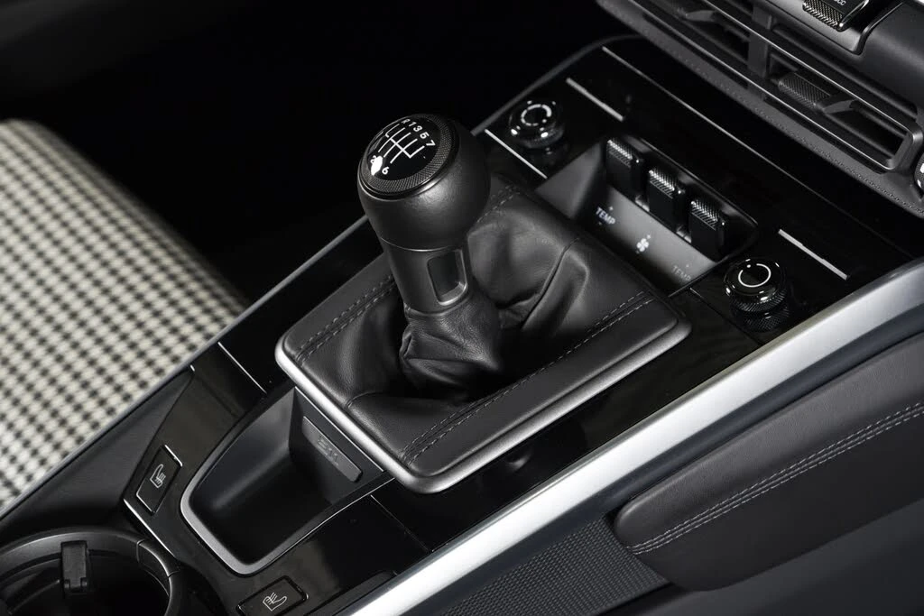 2023 Porsche 992 Sport Classic - Image 21 of 31