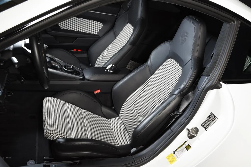 2023 Porsche 992 Sport Classic - Image 26 of 31