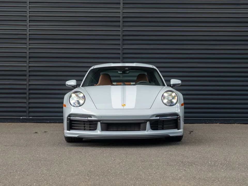 2023 Porsche 992 Sport Classic - Image 11 of 31