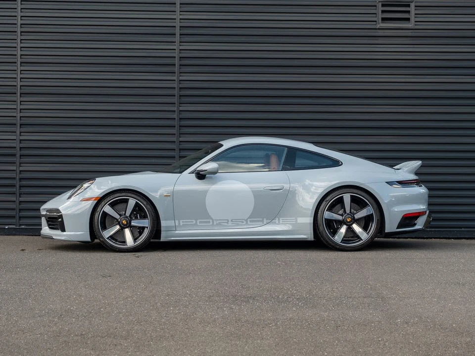 2023 Porsche 992 Sport Classic - Image 2 of 31