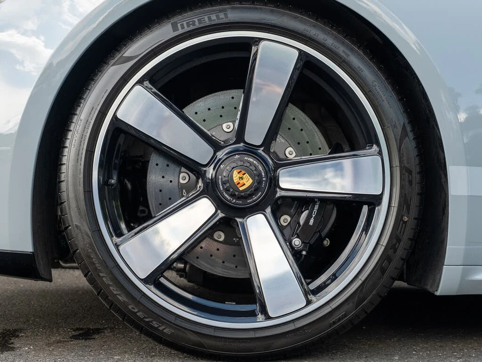 2023 Porsche 992 Sport Classic - Image 14 of 31
