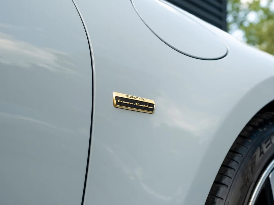 2023 Porsche 992 Sport Classic - Image 18 of 31