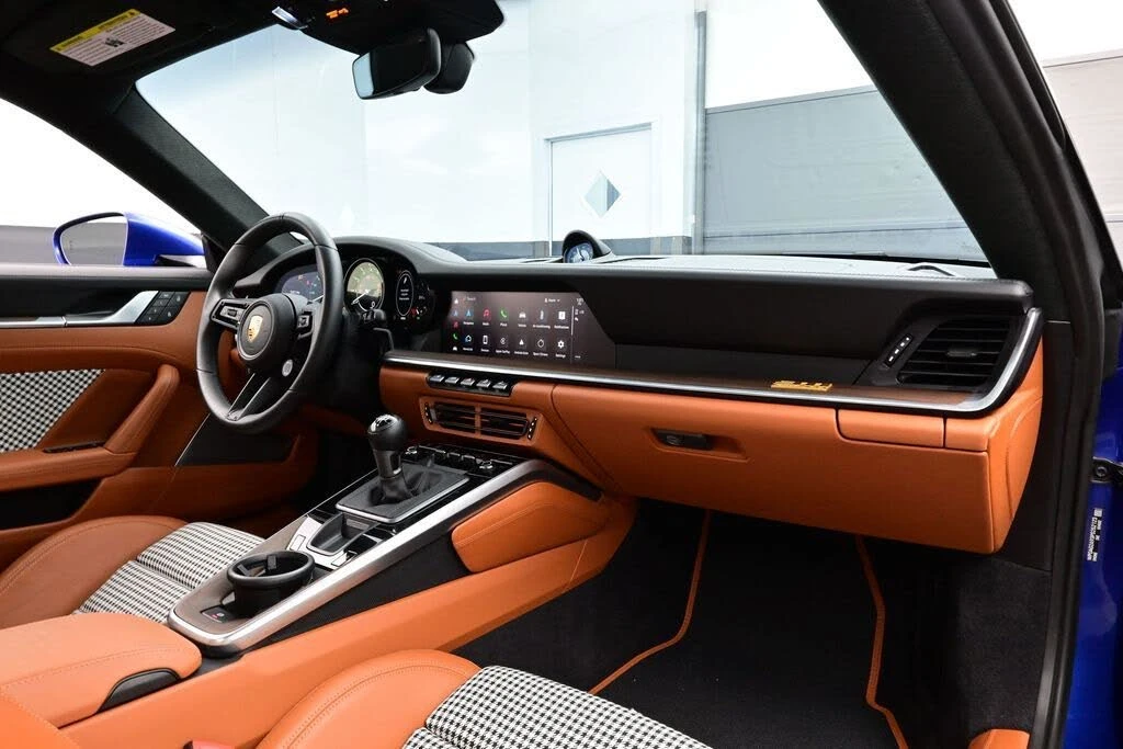 2023 Porsche 992 Sport Classic - Image 15 of 30