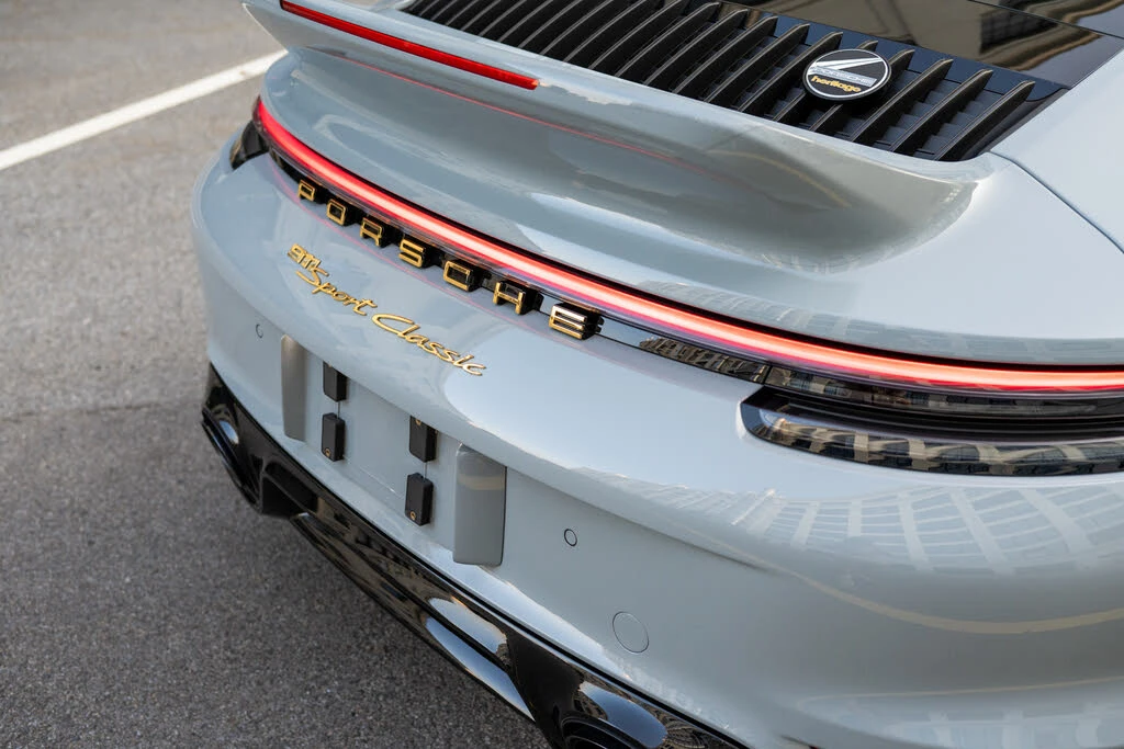 2023 Porsche 992 Sport Classic - Image 17 of 31