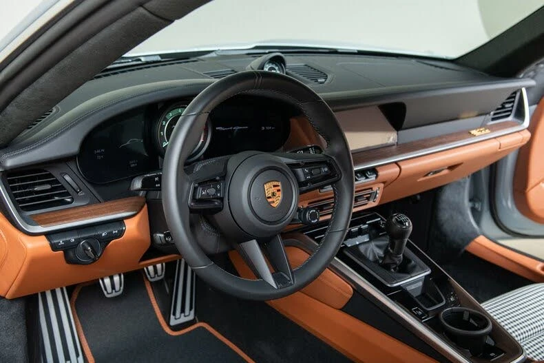 2023 Porsche 992 Sport Classic - Image 18 of 31